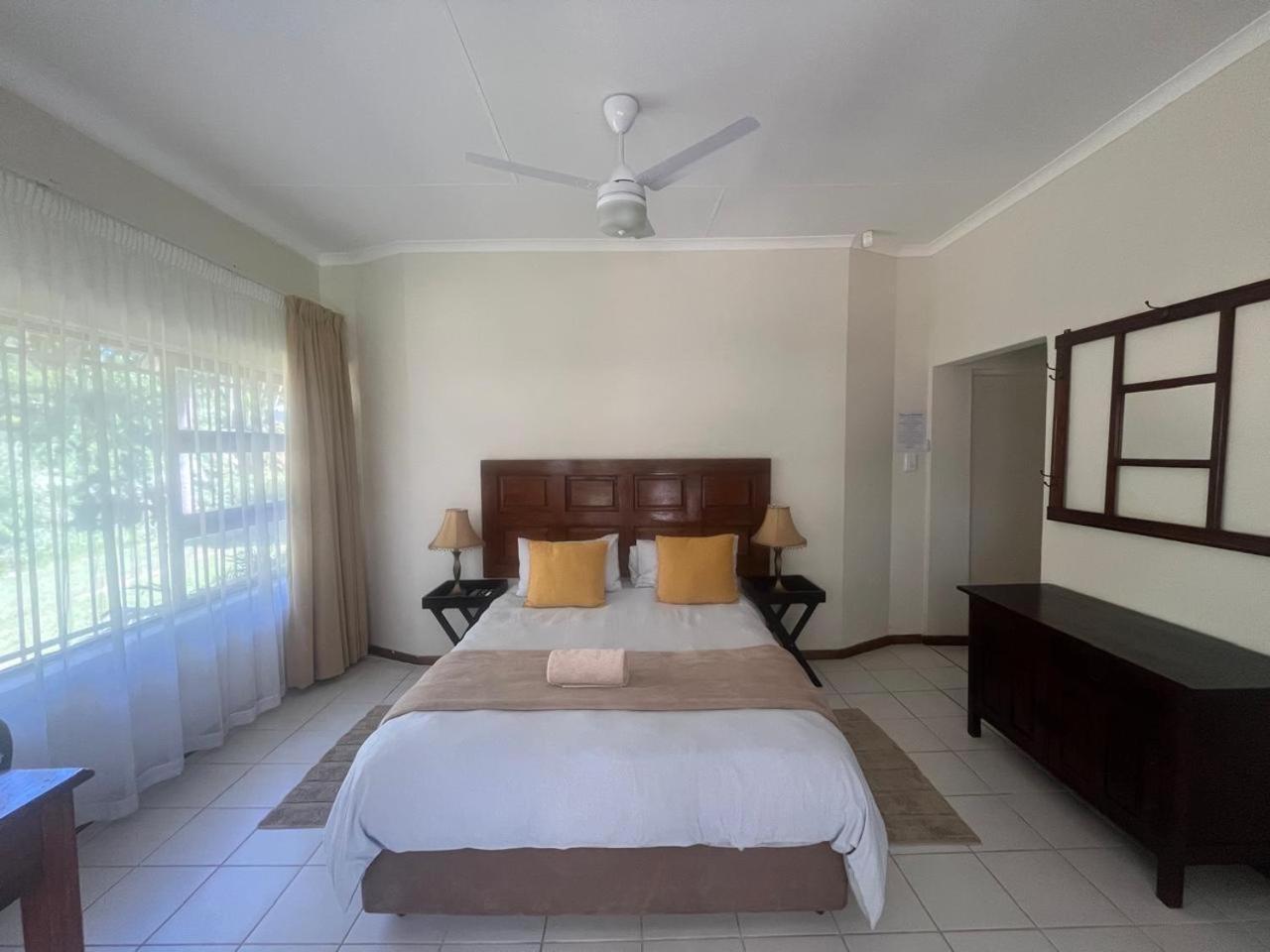 The Guest House Pongola Extérieur photo